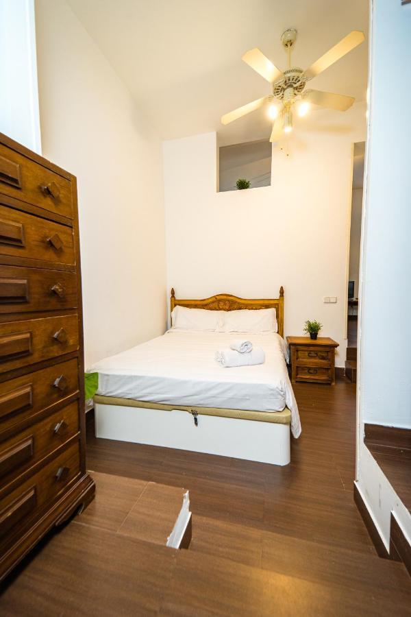 Singular Apartamento En Delicias By Bebalmy Madrid Extérieur photo