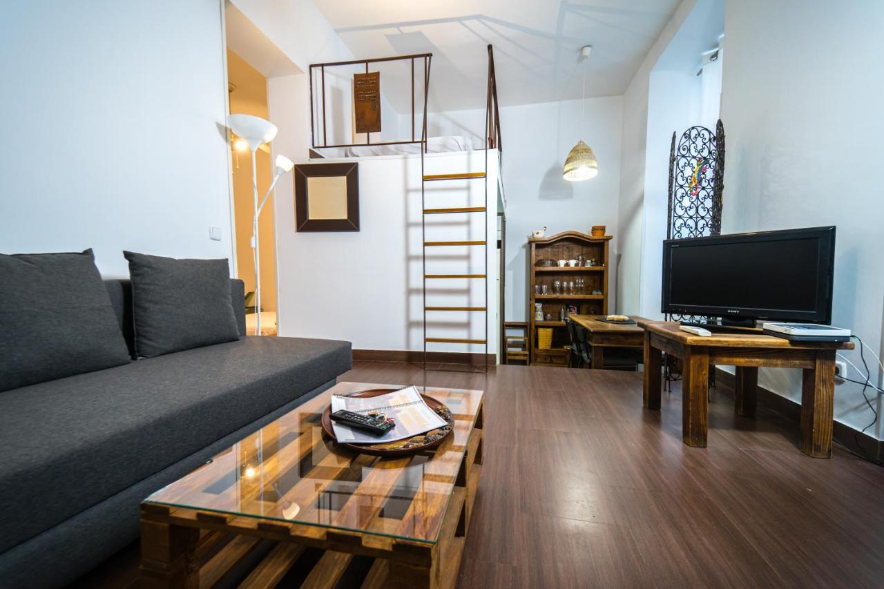 Singular Apartamento En Delicias By Bebalmy Madrid Extérieur photo